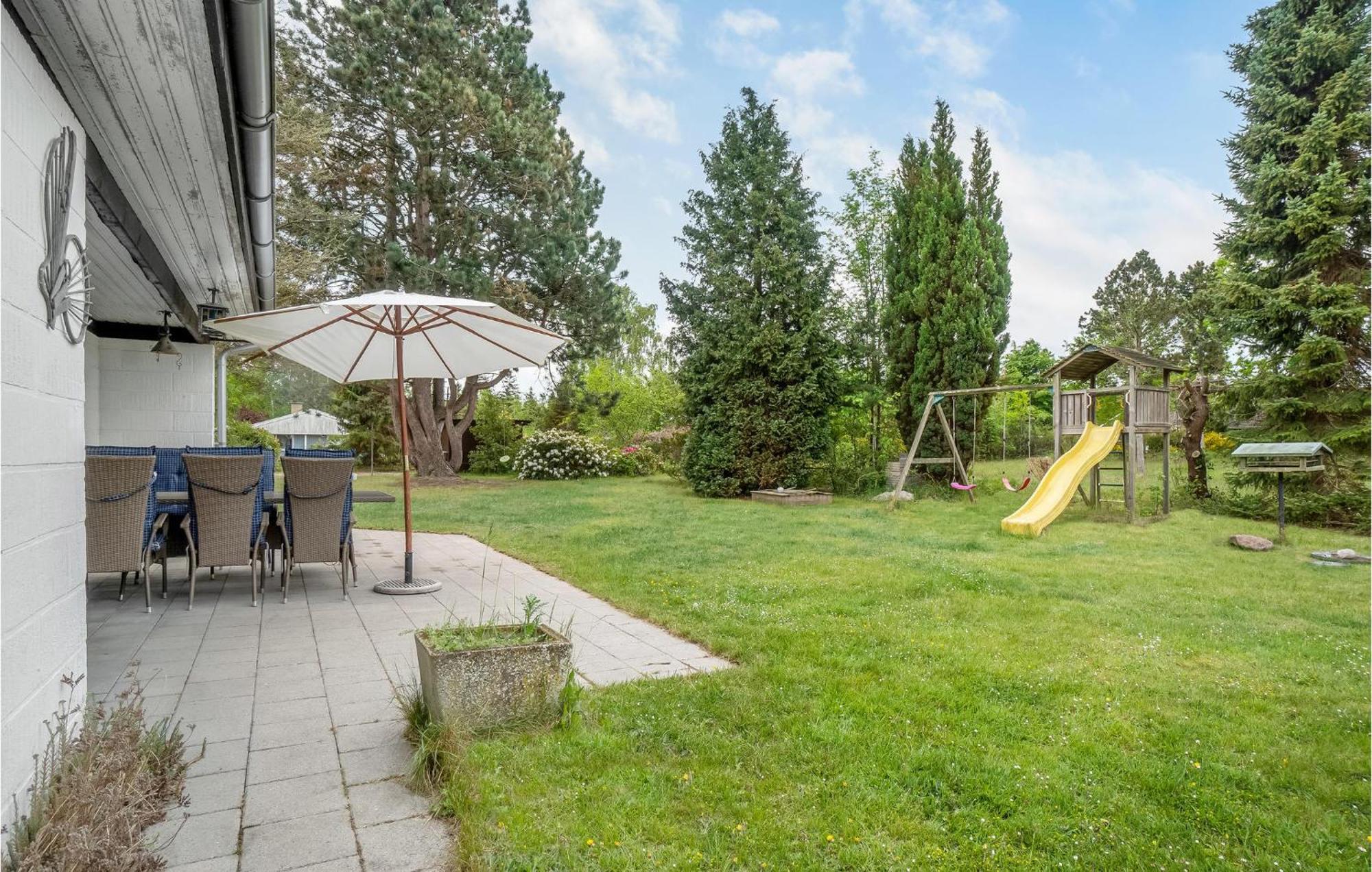 Amazing Home In Kalundborg With Kitchen מראה חיצוני תמונה
